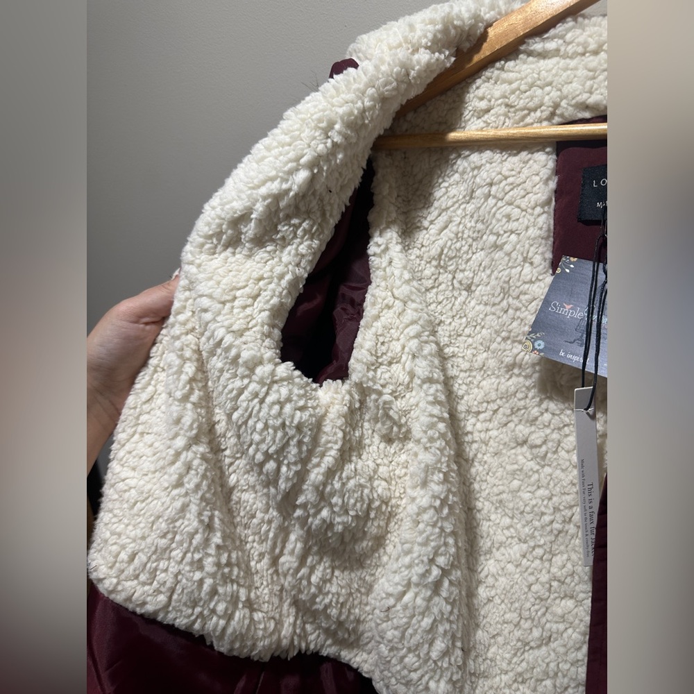 Sherpa lined winter coat - Picture 8 of 11